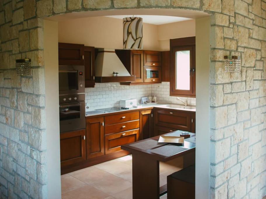 Luxury Villa Kassandrino Кассандринон Экстерьер фото